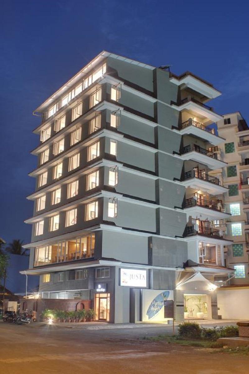 The Fern Residency, Miramar Hotel Panadzsi Kültér fotó