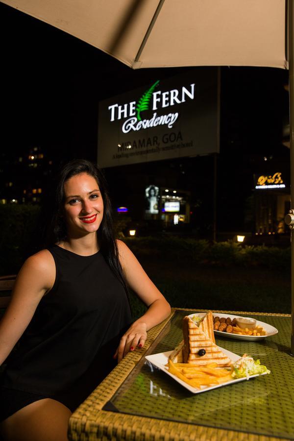 The Fern Residency, Miramar Hotel Panadzsi Kültér fotó